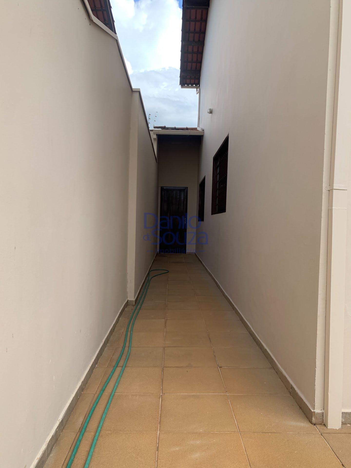 Casa à venda com 3 quartos, 1 suíte, 2 vagas e 360m² no Arasol, Araxá (MG) — foto 17 de 21