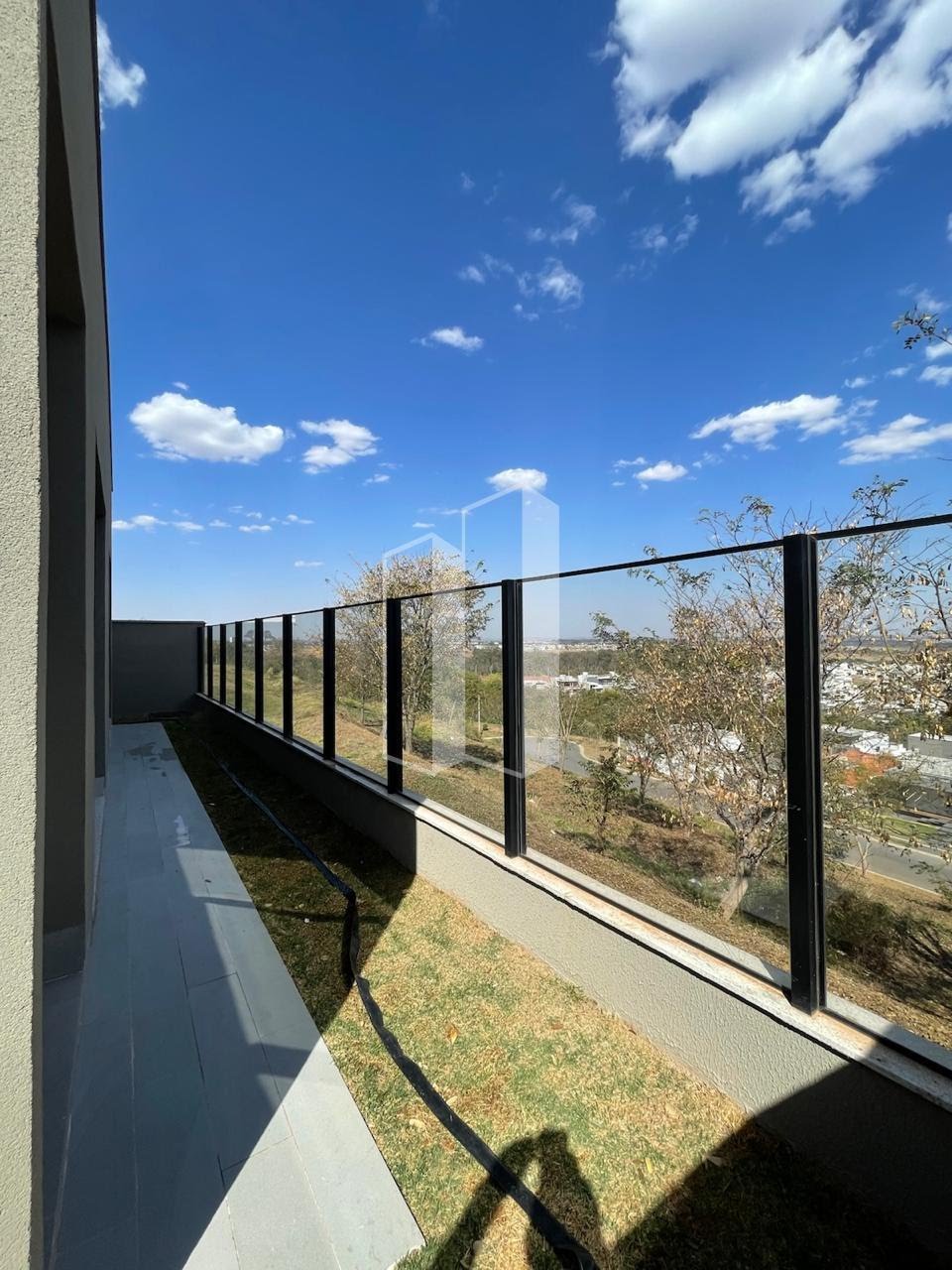 Casa à venda com 3 quartos, 3 suítes, 4 vagas e 207m² no Jardins Nápoles, Senador Canedo (GO) — foto 18 de 30