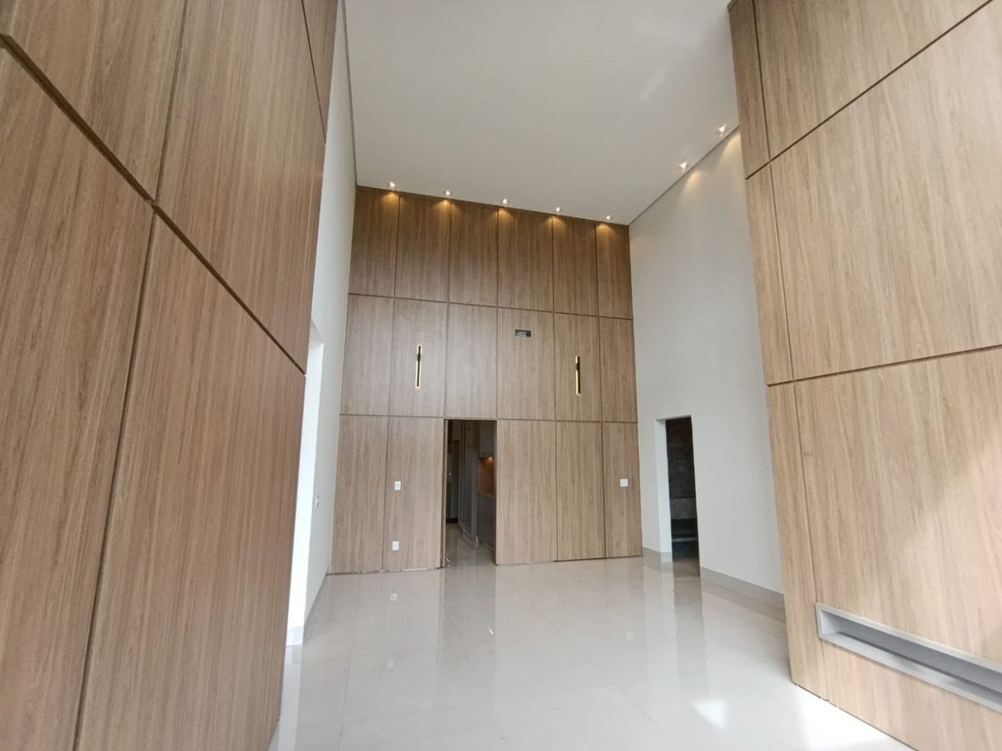 Casa à venda com 3 quartos, 3 suítes, 4 vagas e 249m² no Loteamento Terras de Siena, Ribeirão Preto (SP) — foto 6 de 30