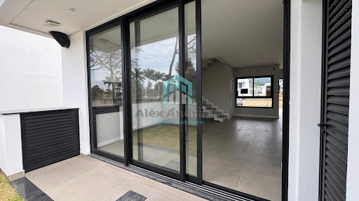 Casa em Condomínio em Bairro Deltaville - Biguaçu, SC