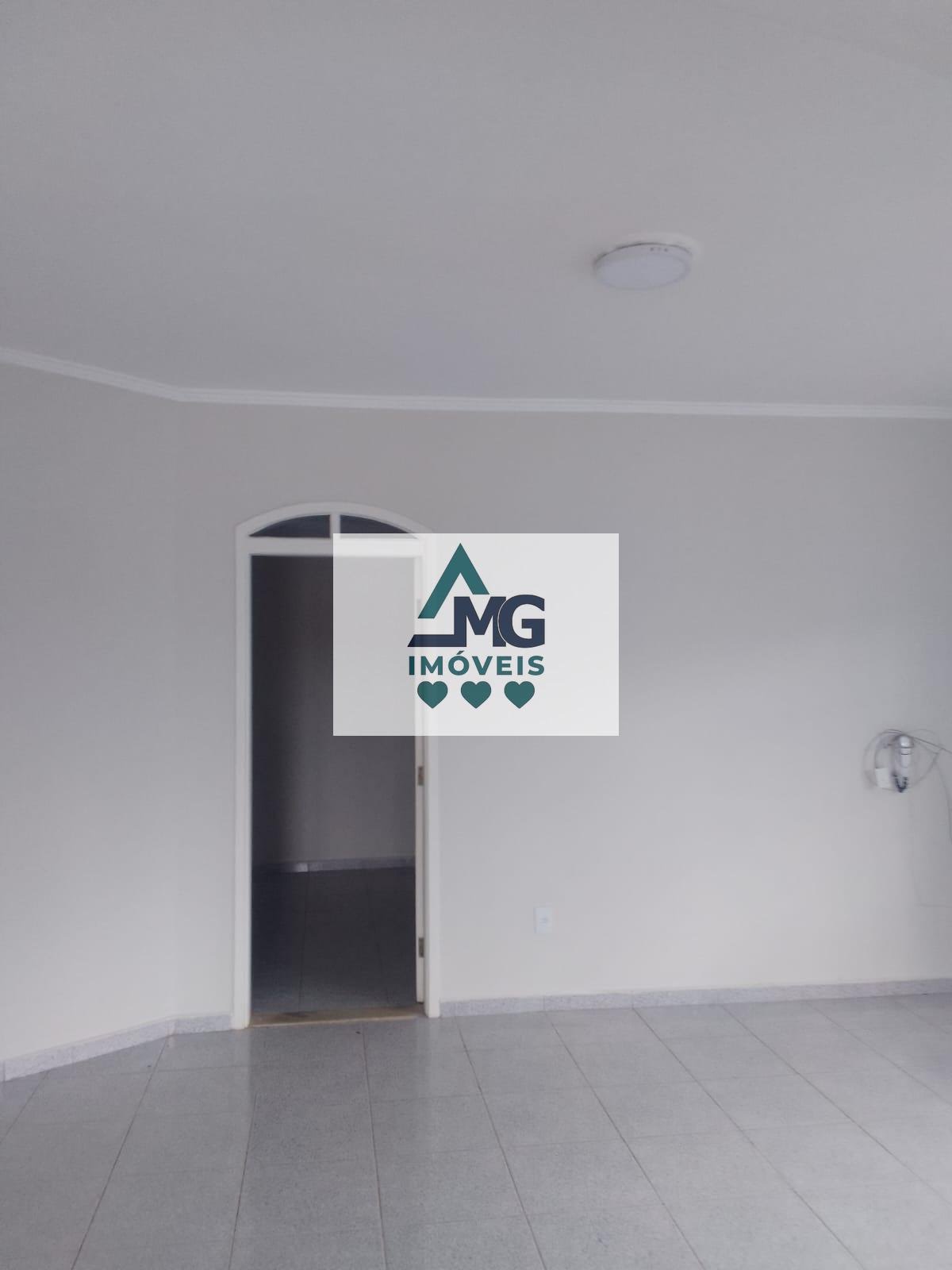 Casa à venda com 9 quartos, 1 suíte, 2 vagas e 380m² no Chácara das Rosas, Três Corações (MG) — foto 18 de 30