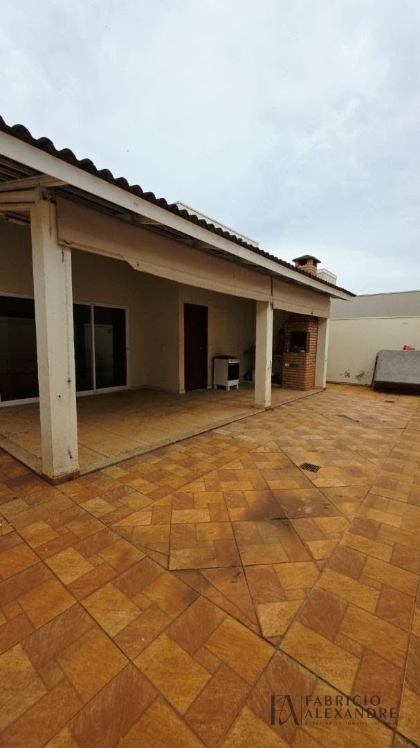Casa à venda com 3 quartos, 1 suíte, 4 vagas e 128m² no Residencial Alta Vista, São José do Rio Preto (SP) — foto 3 de 23