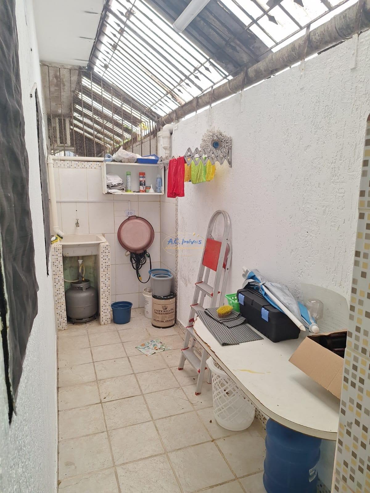 Casa à venda com 1 quarto, 1 banheiro, 1 vaga e 45m² no Vila Tupi, Praia Grande (SP) — foto 7 de 12