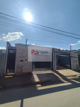Casa Geminada no Bairro  Manoel Maia  -  Coronel Fabriciano