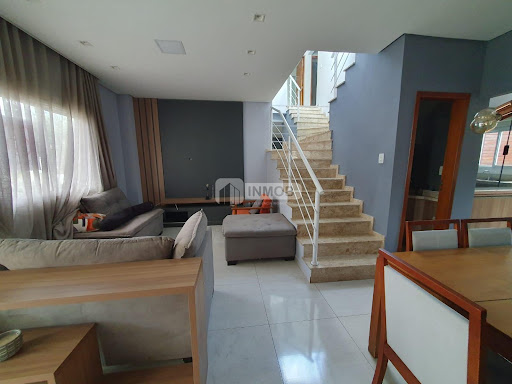 Casa em Condomínio à Venda na Vila Areao, Taubaté – 3 Dorms