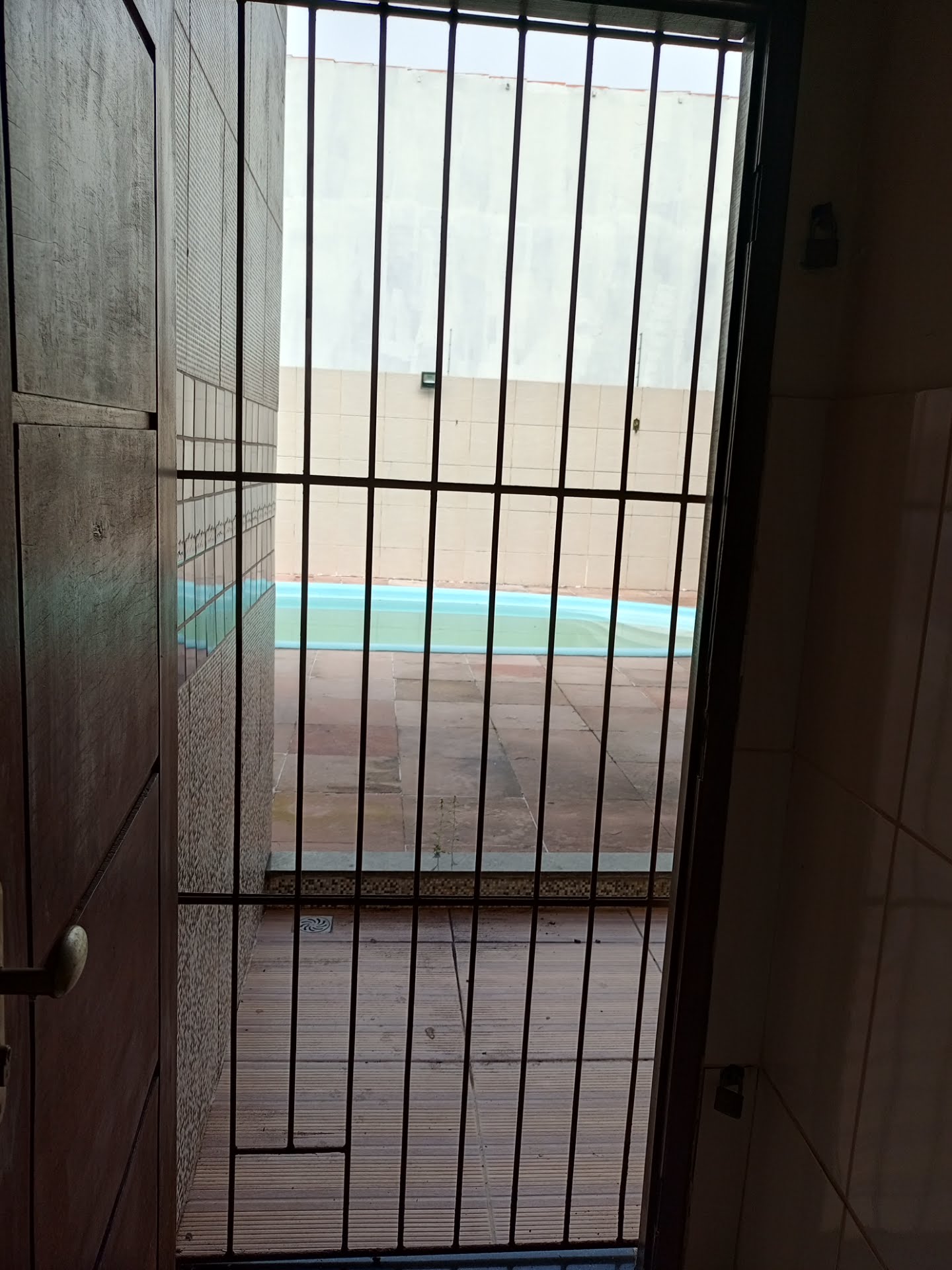 Casa à venda com 3 quartos, 2 suítes, 2 vagas e 162m² no Jardim Acácia, Feira de Santana (BA) — foto 15 de 30
