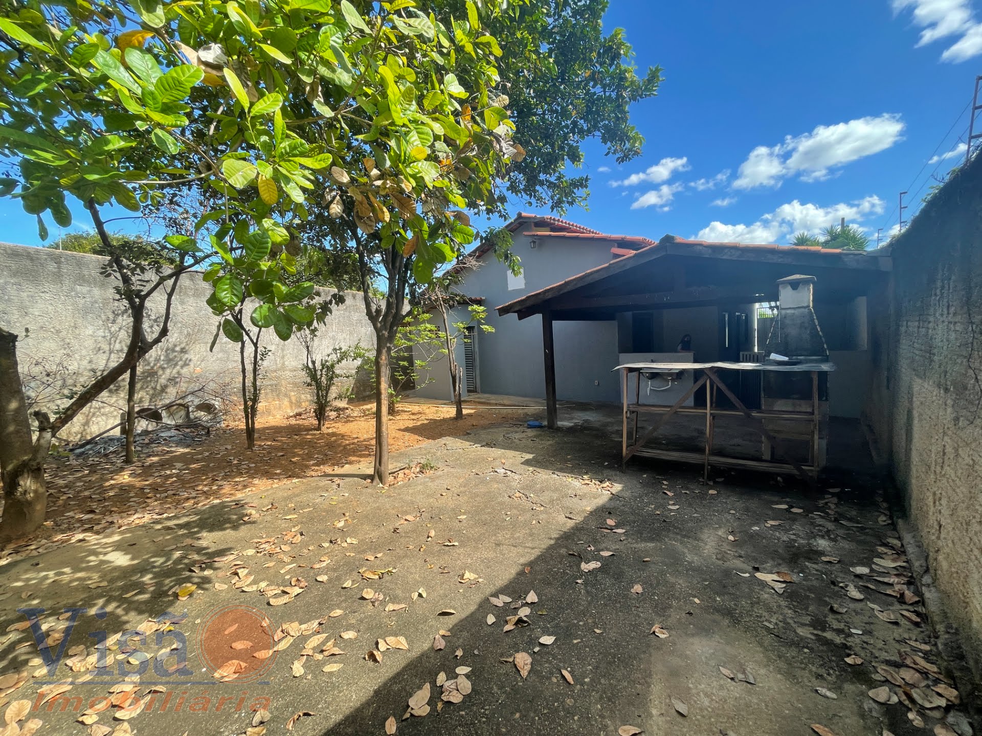 Casa à venda com 3 quartos, 1 suíte, 3 vagas e 360m² no Novo Horizonte, Paracatu (MG) — foto 23 de 25