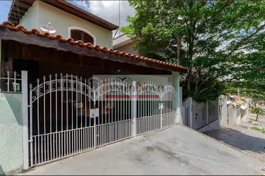 Casa em Conjunto Residencial Vista Verde  -  São Paulo