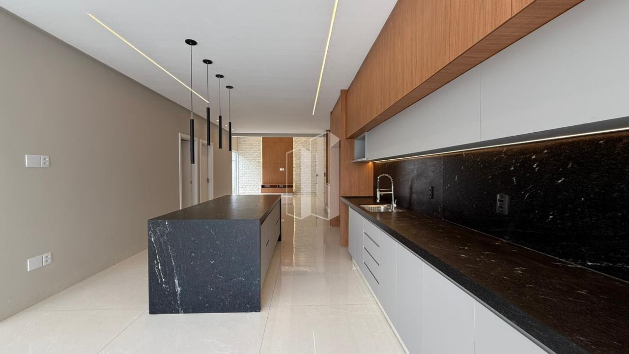 Casa à venda com 4 quartos, 4 suítes, 4 vagas e 207m² no Jardim Europa, Goiânia (GO) — foto 18 de 30