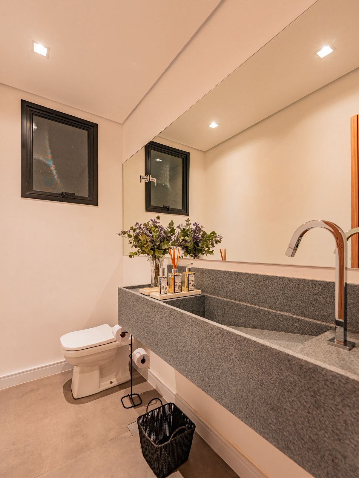 Apartamento à venda com 4 quartos, 4 suítes, 4 vagas e 318m² no Alphaville, Santana de Parnaíba (SP) — foto 18 de 28