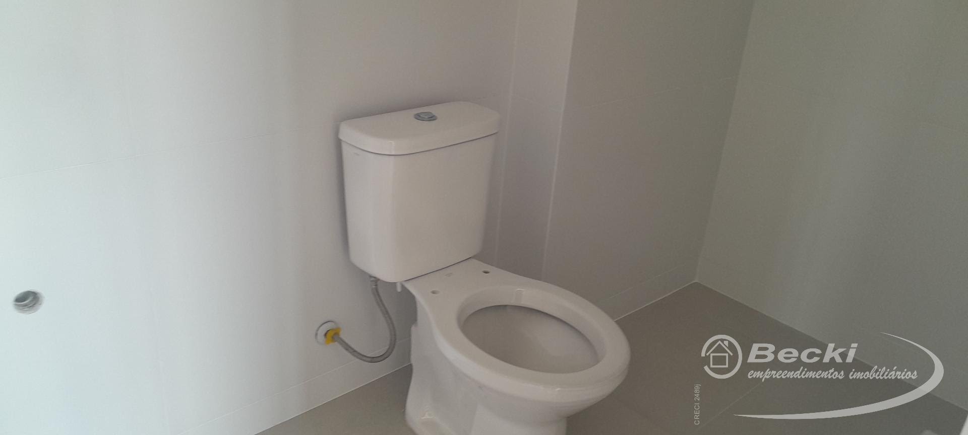 Apartamento à venda com 1 quarto, 1 suíte, 1 vaga e 72m² no Saguaçu, Joinville (SC) — foto 7 de 11