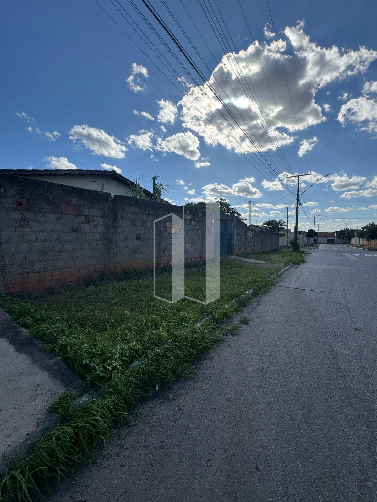 Terreno à venda com 437m² de terreno no Residencial Itaipu, Goiânia (GO) — foto 2 de 5