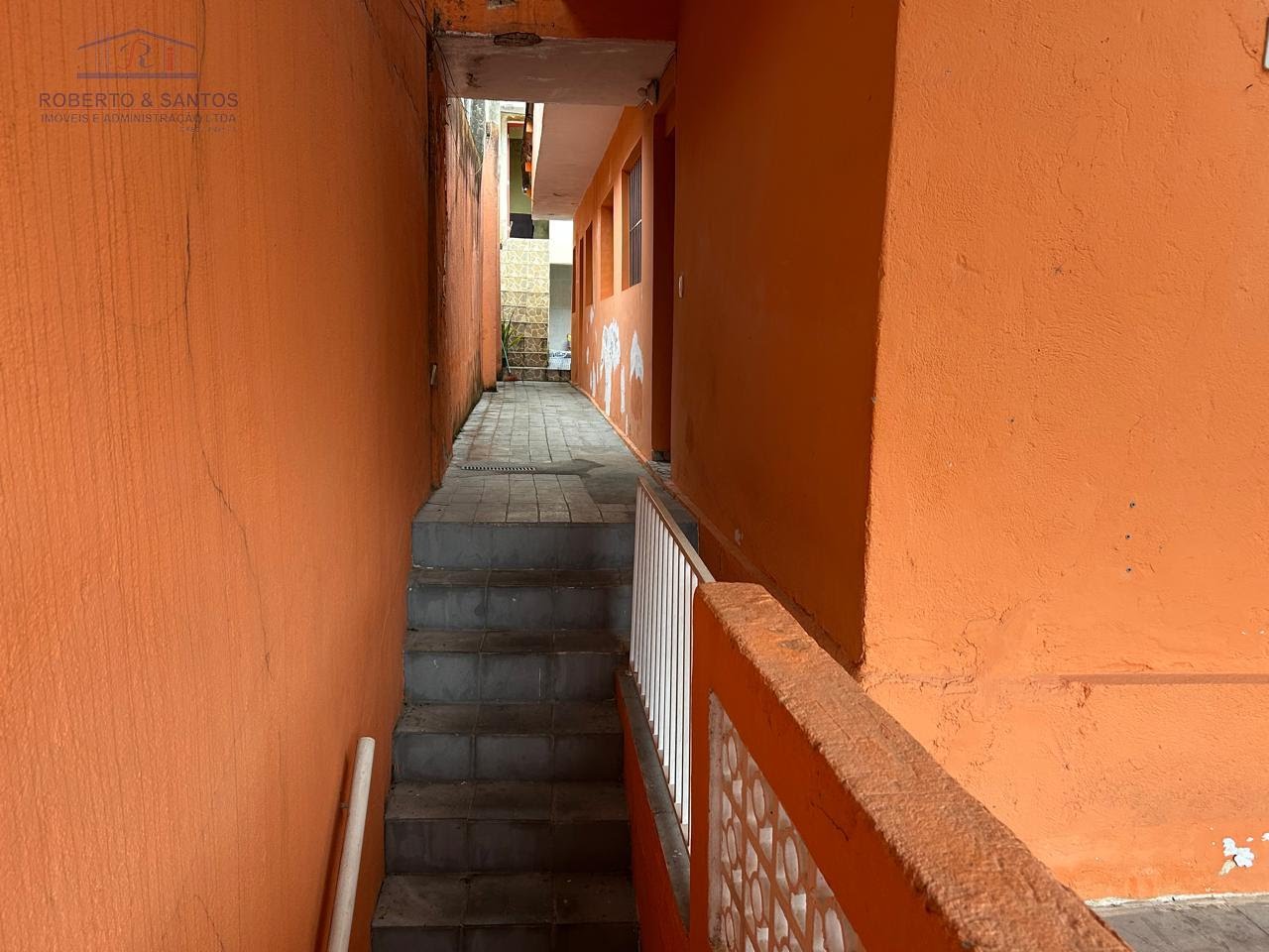 Escadas de acesso