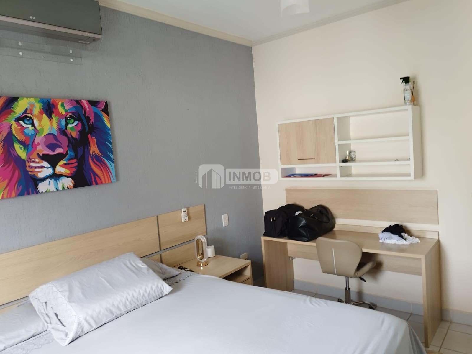Casa para alugar com 3 quartos, 3 suítes, 3 vagas e 300m² no Piracangaguá, Taubaté (SP) — foto 10 de 28
