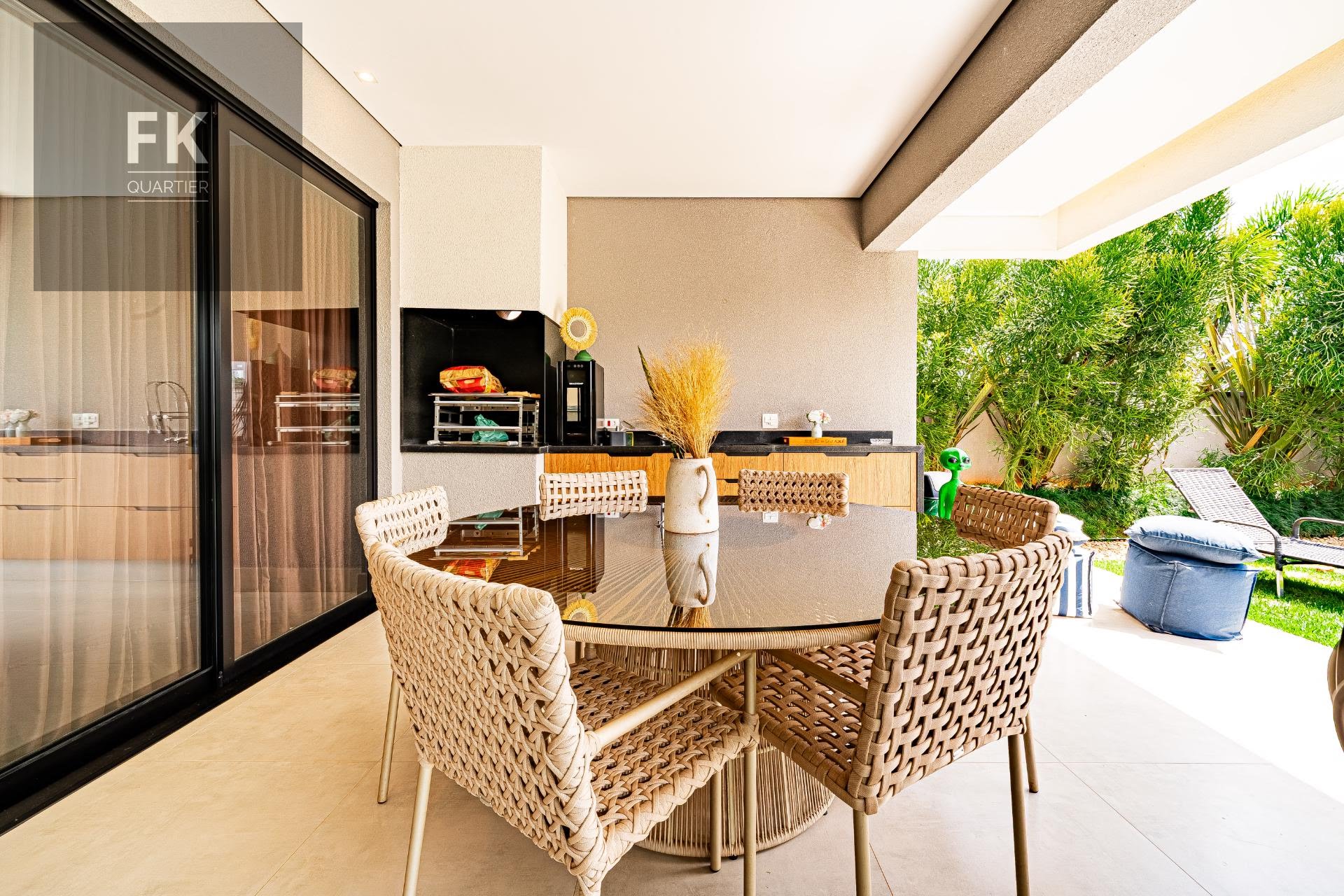 Casa à venda com 4 quartos, 4 suítes, 4 vagas e 375m² no Alphaville, Santana de Parnaíba (SP) — foto 12 de 30