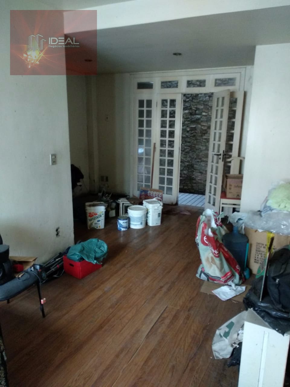 Casa Duplex com aptidão de ser Comercial e Residencial - Térreo Comercial Sala em L com Jardim de Inverno integrado 