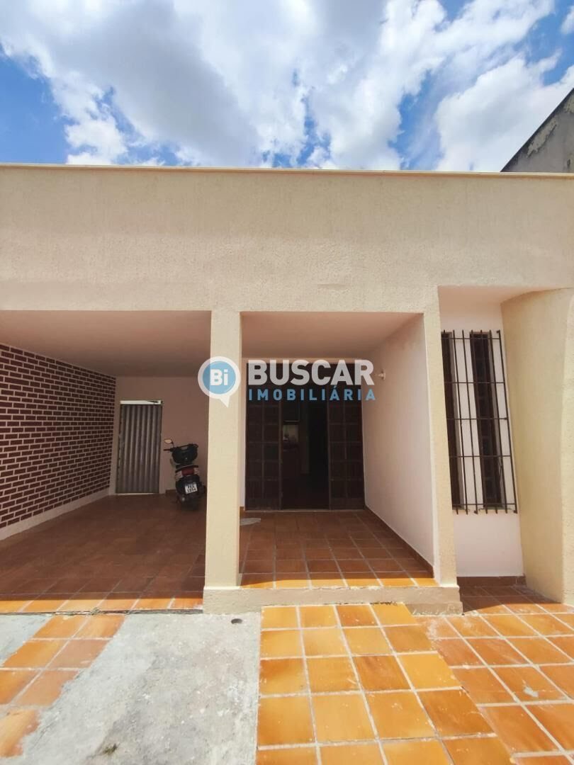 Casa à venda com 3 quartos, 1 suíte, 2 vagas e 300m² no Santa Mônica, Feira de Santana (BA) — foto 3 de 23
