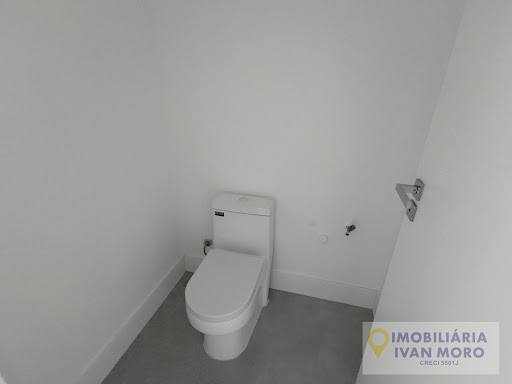 Apartamento  à venda em Meia Praia  -  Itapema, SC.