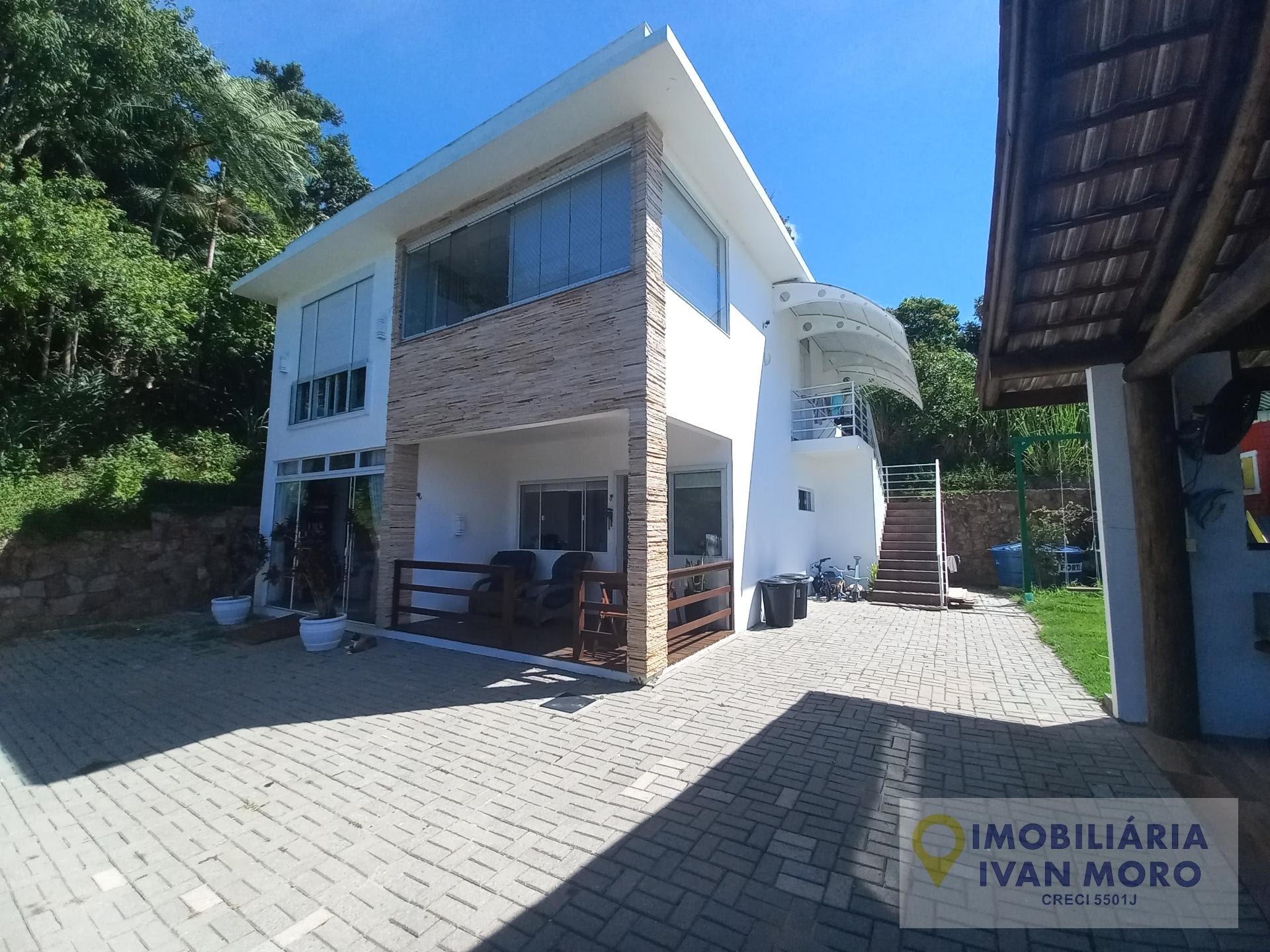 Casa à venda com 4 quartos, 4 suítes, 4 vagas e 663m² no Vargem Pequena, Florianópolis (SC) — foto 2 de 30