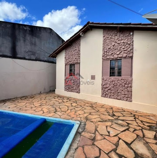 Casa a venda no bairro santa luzia 