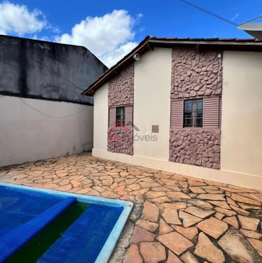 Casa a venda no bairro santa luzia 
