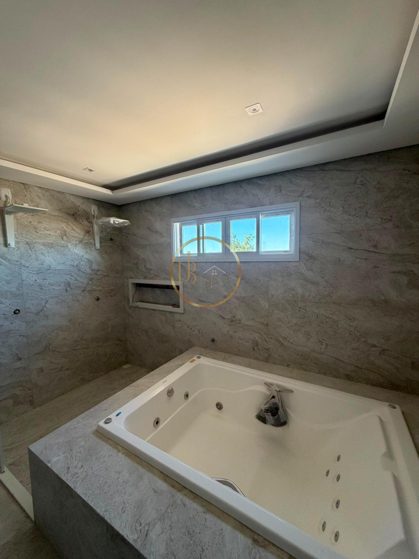 Casa à venda com 4 quartos, 4 suítes, 5 vagas e 450m² no Gaudí, Porto Seguro (BA) — foto 11 de 22