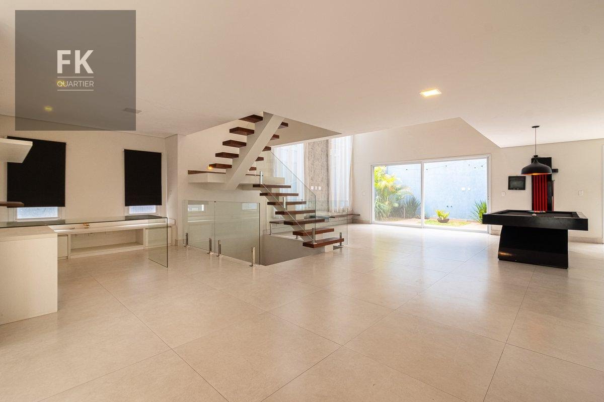 Casa à venda com 4 quartos, 4 suítes, 6 vagas e 430m² no Alphaville, Santana de Parnaíba (SP) — foto 5 de 30