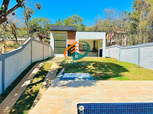 Casa em Rua em Vila Pedra Vermelha - Mairiporã, SP