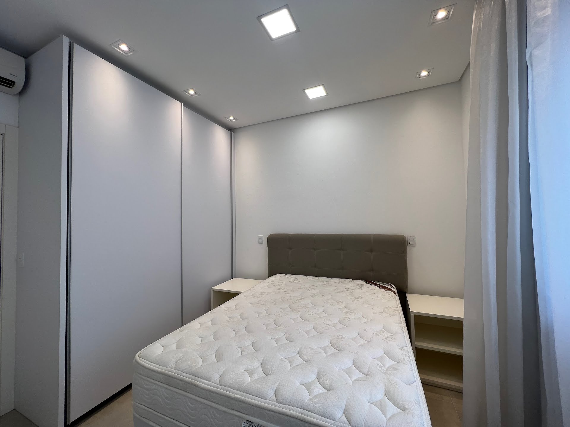 Casa à venda com 2 quartos, 1 suíte, 2 vagas e 180m² no Jurerê, Florianópolis (SC) — foto 9 de 15