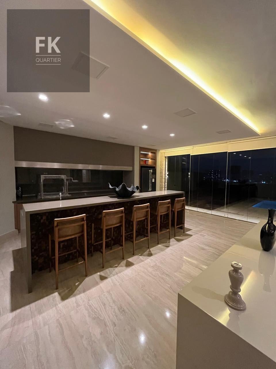 Casa à venda com 4 quartos, 4 suítes, 6 vagas e 575m² no Tamboré, Barueri (SP) — foto 20 de 25
