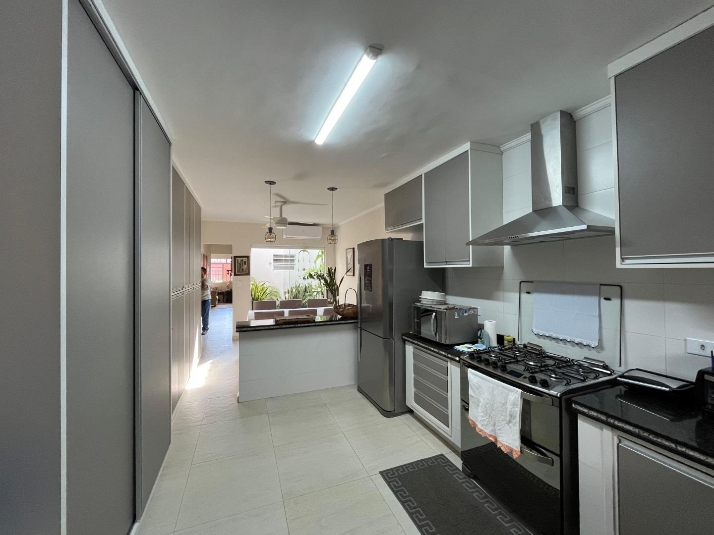 Casa à venda com 4 quartos, 4 banheiros, 3 vagas e 190m² no Praia da Enseada, Ubatuba (SP) — foto 17 de 23