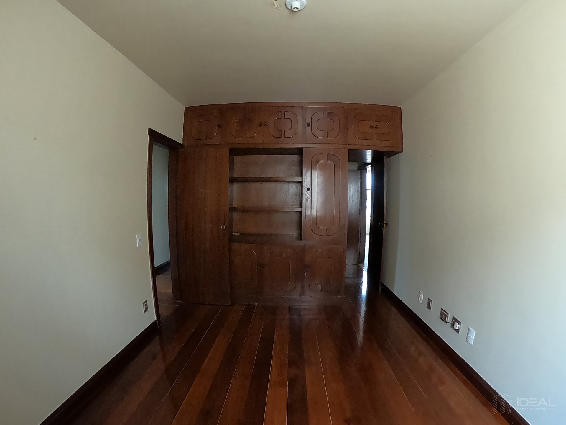 Apartamento à venda com 4 quartos, 1 suíte, 2 vagas e 270m² no Centro, Campos dos Goytacazes (RJ) — foto 18 de 30