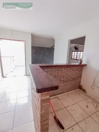 Casa Comercial em Vila Bourghese - Pindamonhangaba, SP