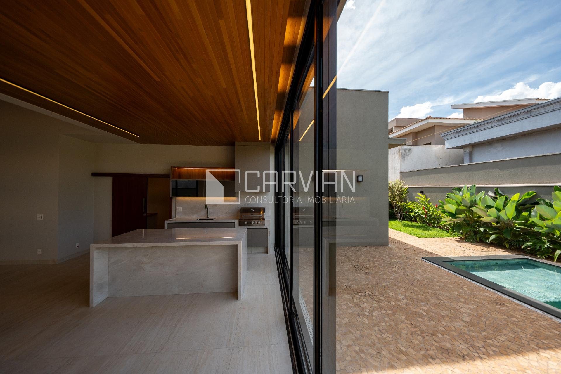 Casa à venda com 4 quartos, 4 suítes, 4 vagas e 261m² no Jardim Olhos D Agua, Ribeirão Preto (SP) — foto 10 de 30