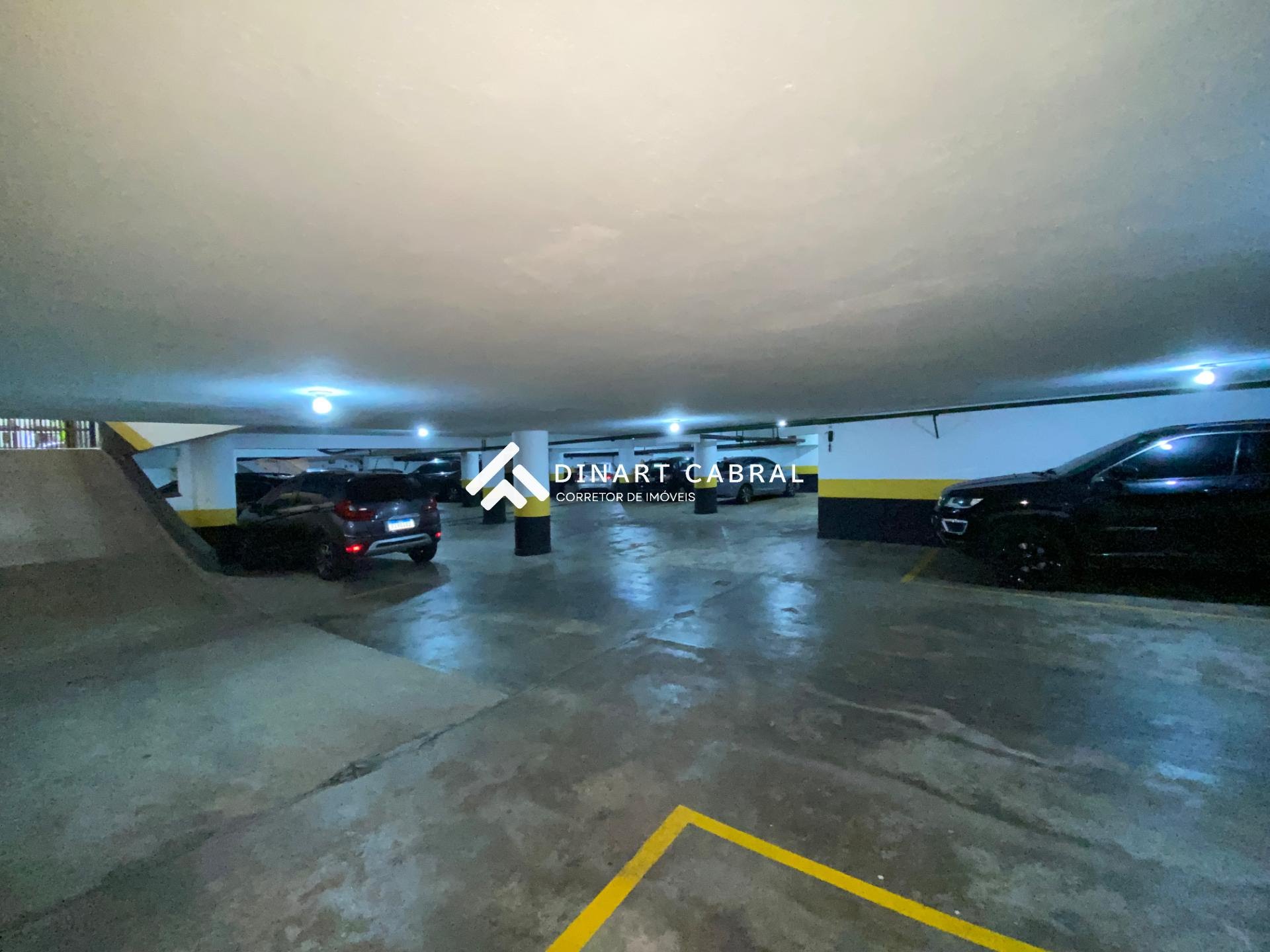Apartamento à venda com 4 quartos, 1 suíte, 2 vagas e 242m² no Copacabana, Rio de Janeiro (RJ) — foto 27 de 30