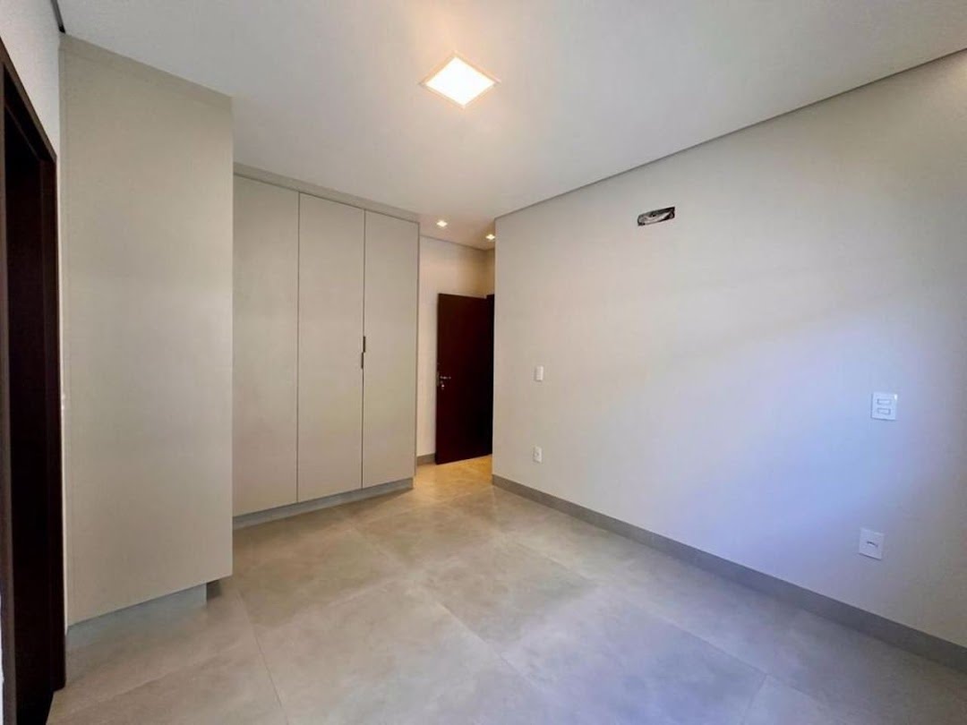 Casa à venda com 3 quartos, 3 suítes, 4 vagas e 166m² no Loteamento Terras de Florença, Ribeirão Preto (SP) — foto 27 de 30