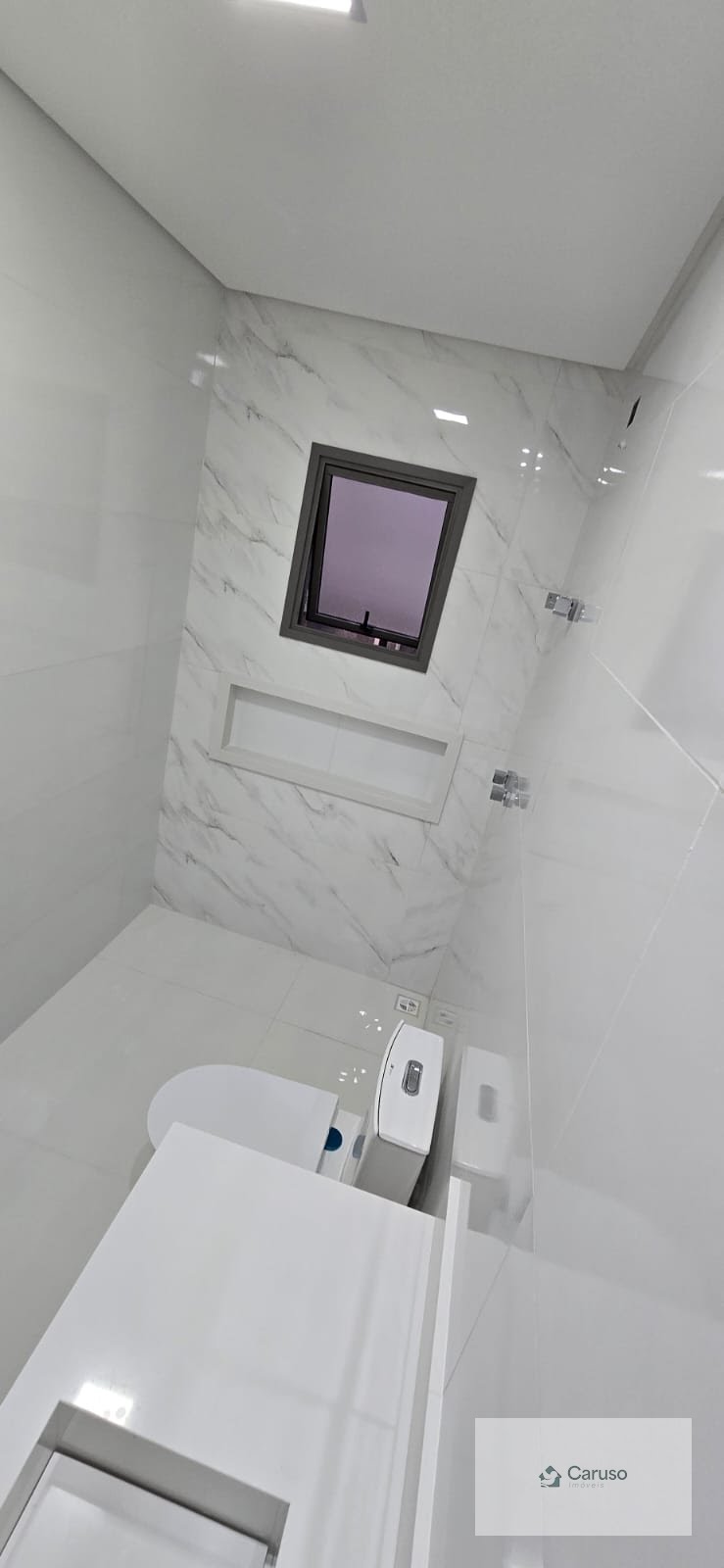 Casa à venda com 4 suítes, 4 vagas e 300m² no Condomínio Real Park, Arujá (SP) — foto 12 de 26