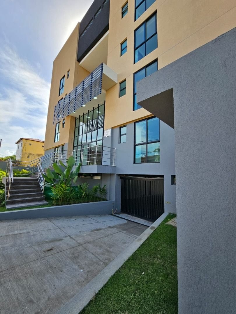 Apartamento à venda com 1 quarto, 1 banheiro, 1 vaga e 24m² no Porto de Galinhas, Ipojuca — foto principal