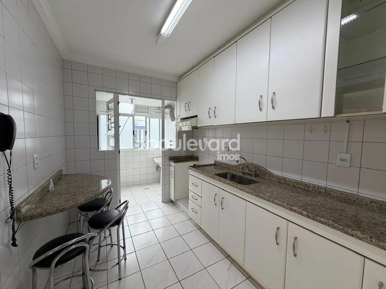 Apartamento à venda com 2 quartos, 1 suíte, 1 vaga e 74m² no Abraão, Florianópolis (SC) — foto 25 de 30