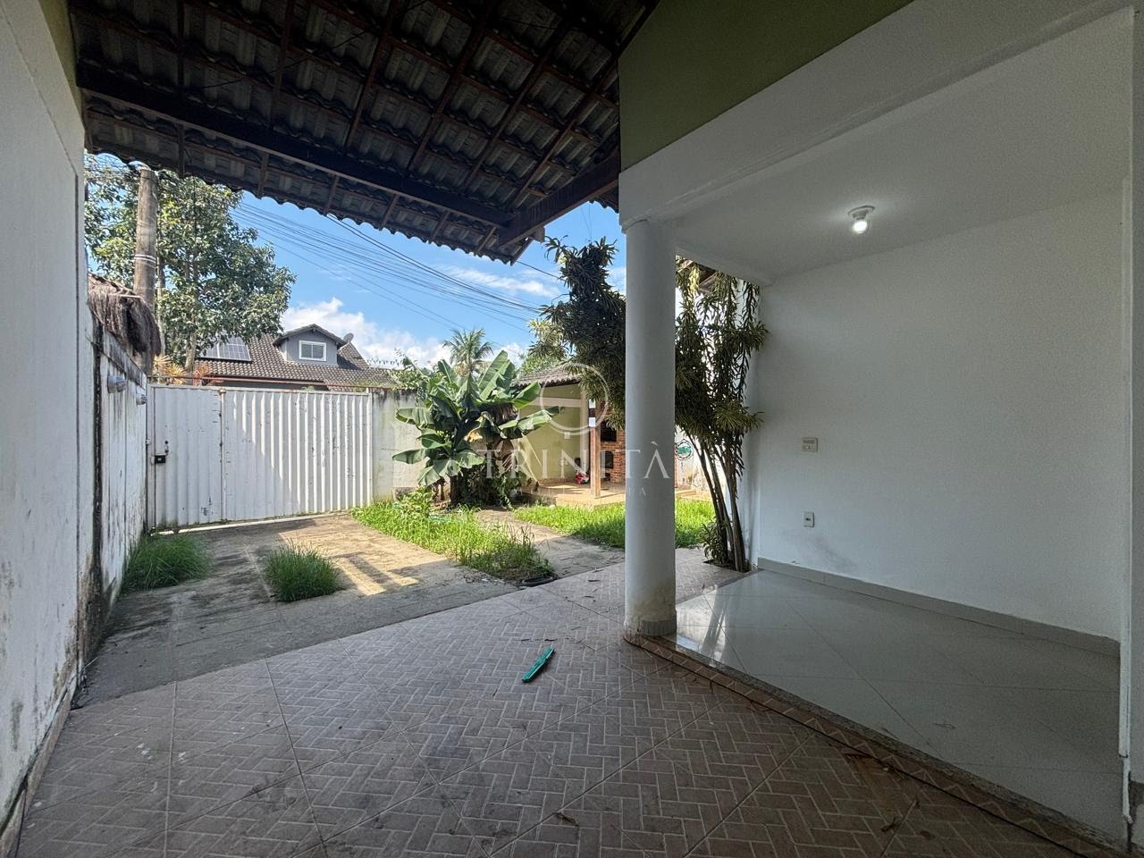 garagem-casa-180m²-morada-da-ilha-ilha-de-guaratiba