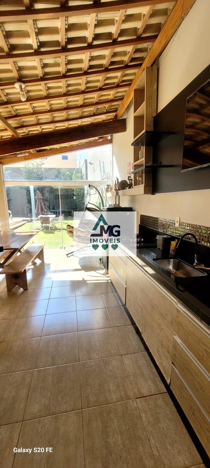 Casa à venda com 2 quartos, 1 suíte, 4 vagas e 600m² no Jardim Umuarama, Três Corações (MG) — foto 12 de 30