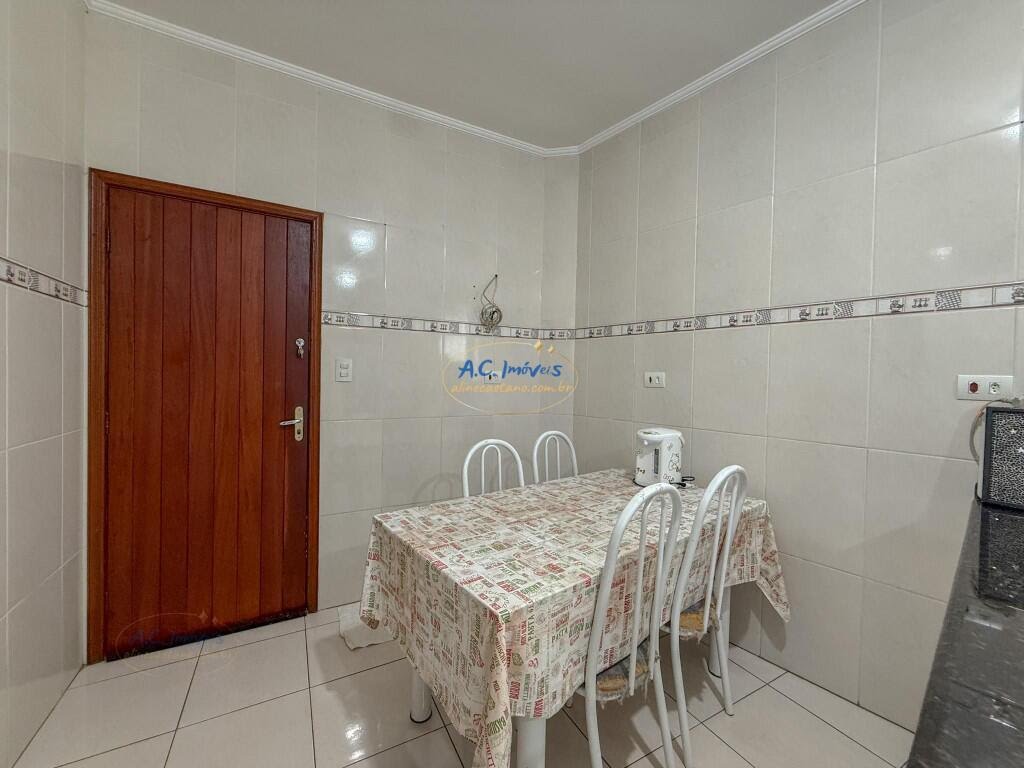Casa à venda com 3 quartos, 1 suíte, 2 vagas e 177m² no Canto do Forte, Praia Grande (SP) — foto 8 de 19