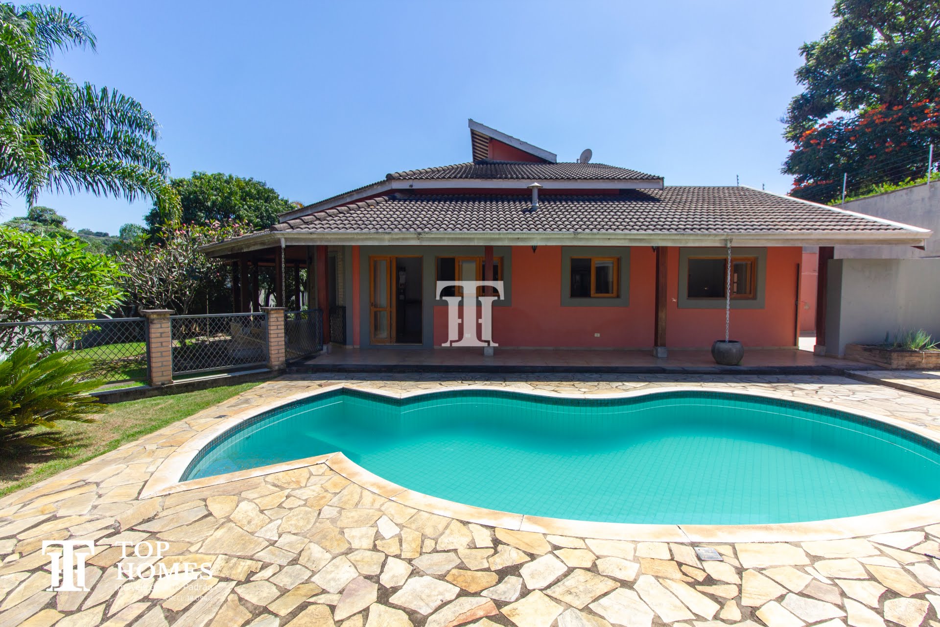 Casa à venda no bairro Esplanada do Carmo em Jarinu/SP