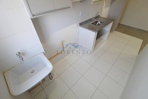 Área de serviço e cozinha