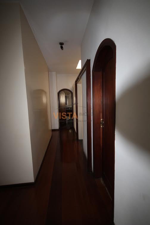 Casa à venda com 4 quartos, 3 suítes, 3 vagas e 416m² no Centro, São João da Boa Vista (SP) — foto 12 de 28