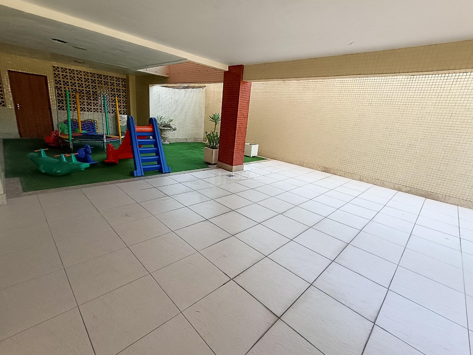 Apartamento à venda com 3 quartos, 1 suíte, 2 vagas e 199m² no Centro, Campos dos Goytacazes (RJ) — foto 11 de 23