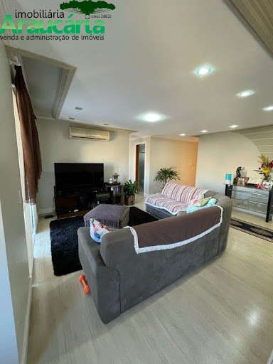 Sala de estar e TV