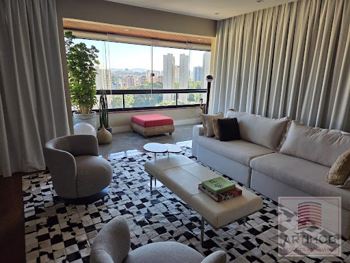 Apartamento à Venda em Vila Suzana SP, 156m², 3 Dorms, 2 Suítes