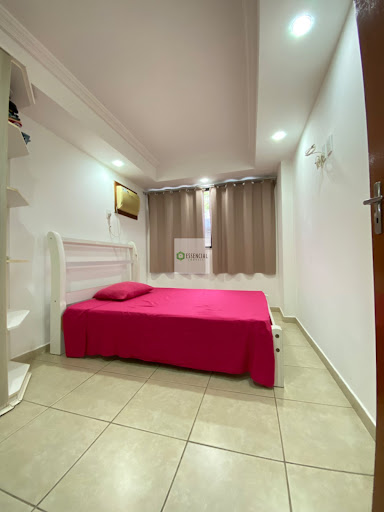Quarto com armarios