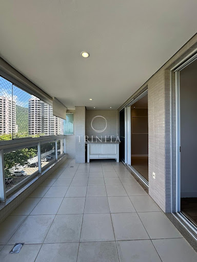 Varanda gourmet  viure 3 quartos ilha pura Trinitá imobiliária